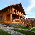 Smerekovyi Dvir Сasa de vacaciones