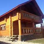Smerekovyi Dvir Сasa de vacaciones Polyana (Transcarpathia)