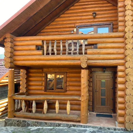 Smerekovyi Dvir Feriehus