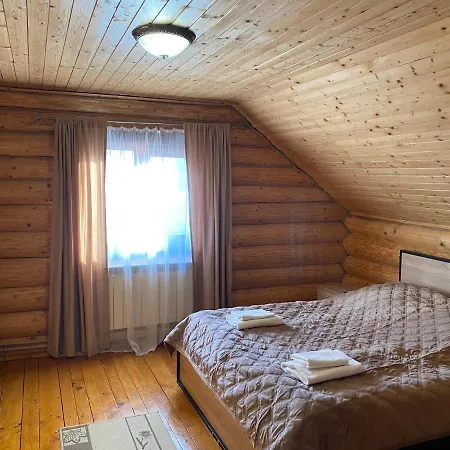 Smerekovyi Dvir Feriehus