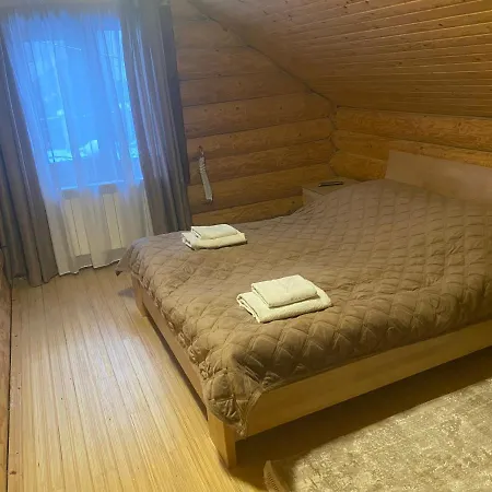 Smerekovyi Dvir * Поляна