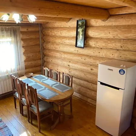 Feriehus Smerekovyi Dvir Polyana (Transcarpathia)