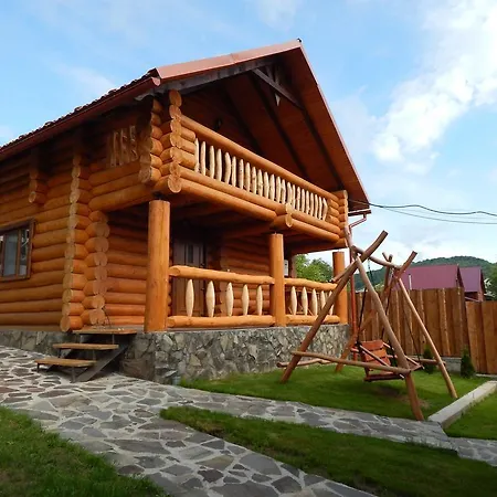 Smerekovyi Dvir Feriehus