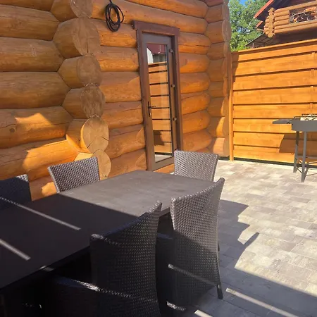 Smerekovyi Dvir * Polyana (Transcarpathia)