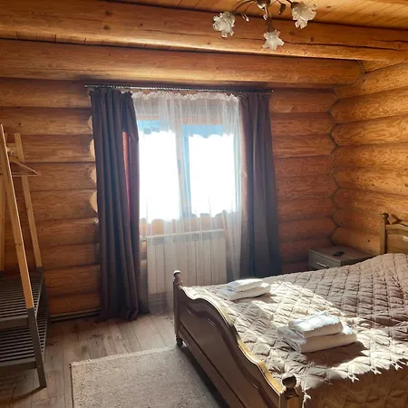 Smerekovyi Dvir 度假居 波利亚纳