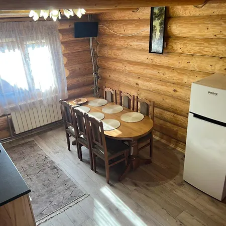 Smerekovyi Dvir