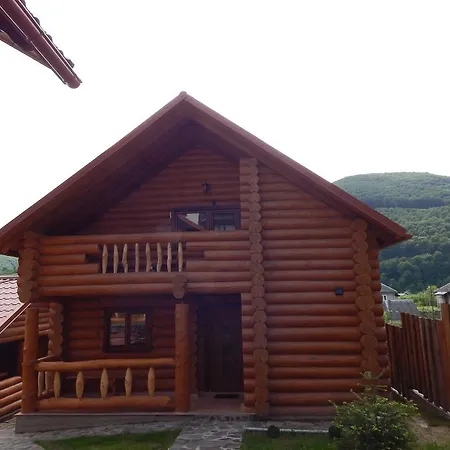 Смерековий Двір Holiday home
