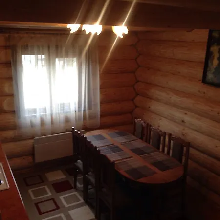 Smerekovyi Dvir * Polyana (Transcarpathia)