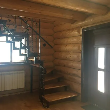 Smerekovyi Dvir *