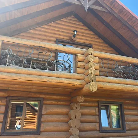 Smerekovyi Dvir Сasa de vacaciones