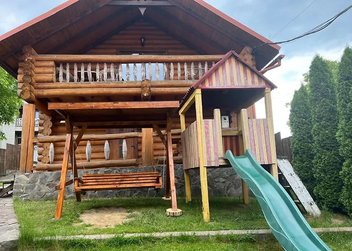 Smerekovyi Dvir * Polyana (Transcarpathia)