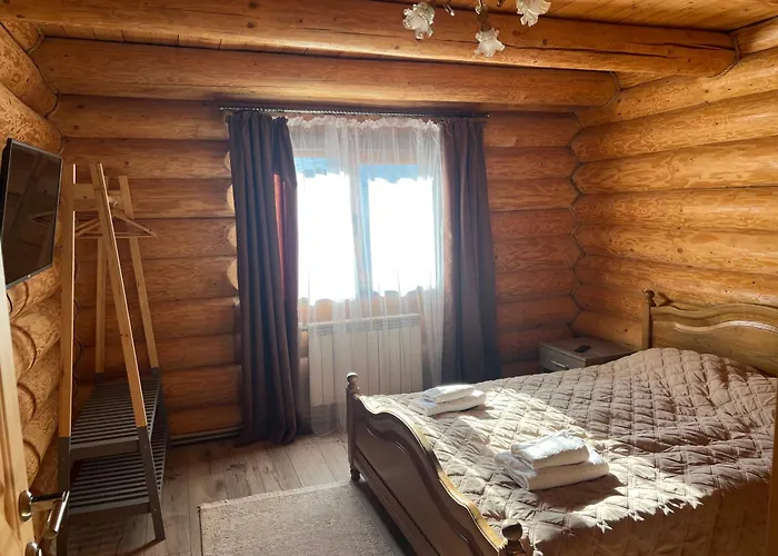 Smerekovyi Dvir Сasa de vacaciones Polyana (Transcarpathia)