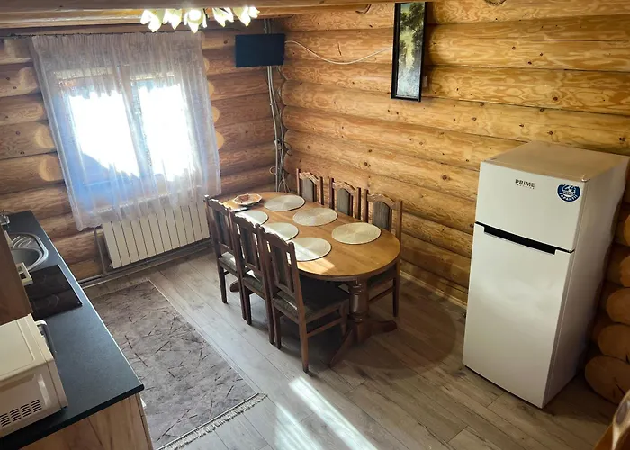 Smerekovyi Dvir
