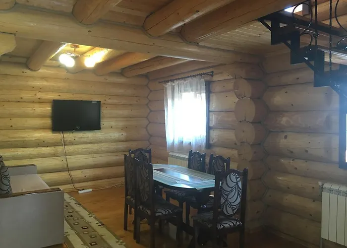 Smerekovyi Dvir * Polyana (Transcarpathia)